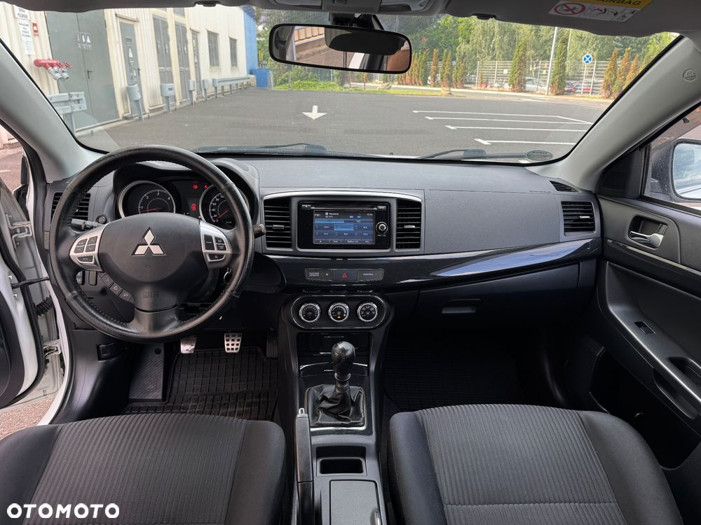 Mitsubishi Lancer - 13