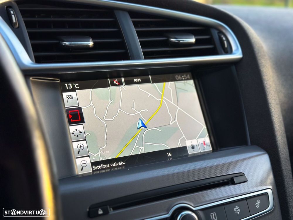 Citroën C4 1.6 BlueHDi Feel EAT6 - 21