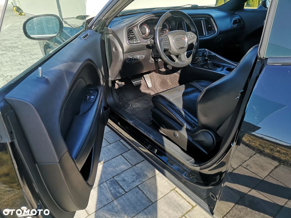 Dodge Challenger Automatik R/T Plus - 10