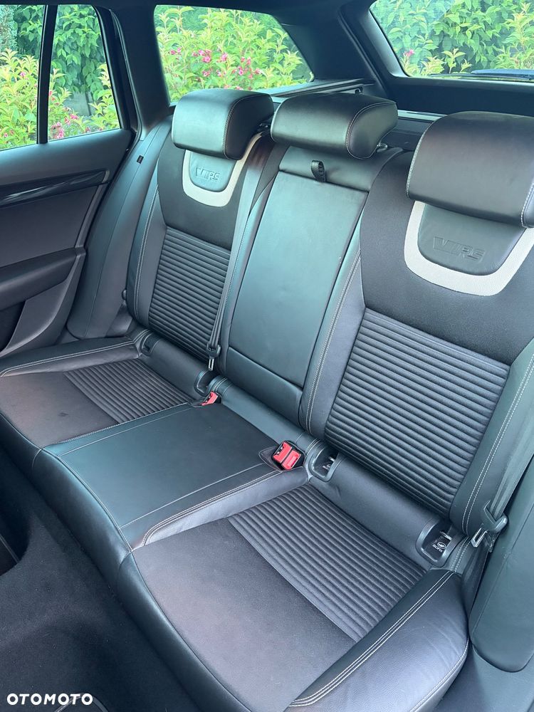 Skoda Octavia 2.0 TDI RS DSG - 11
