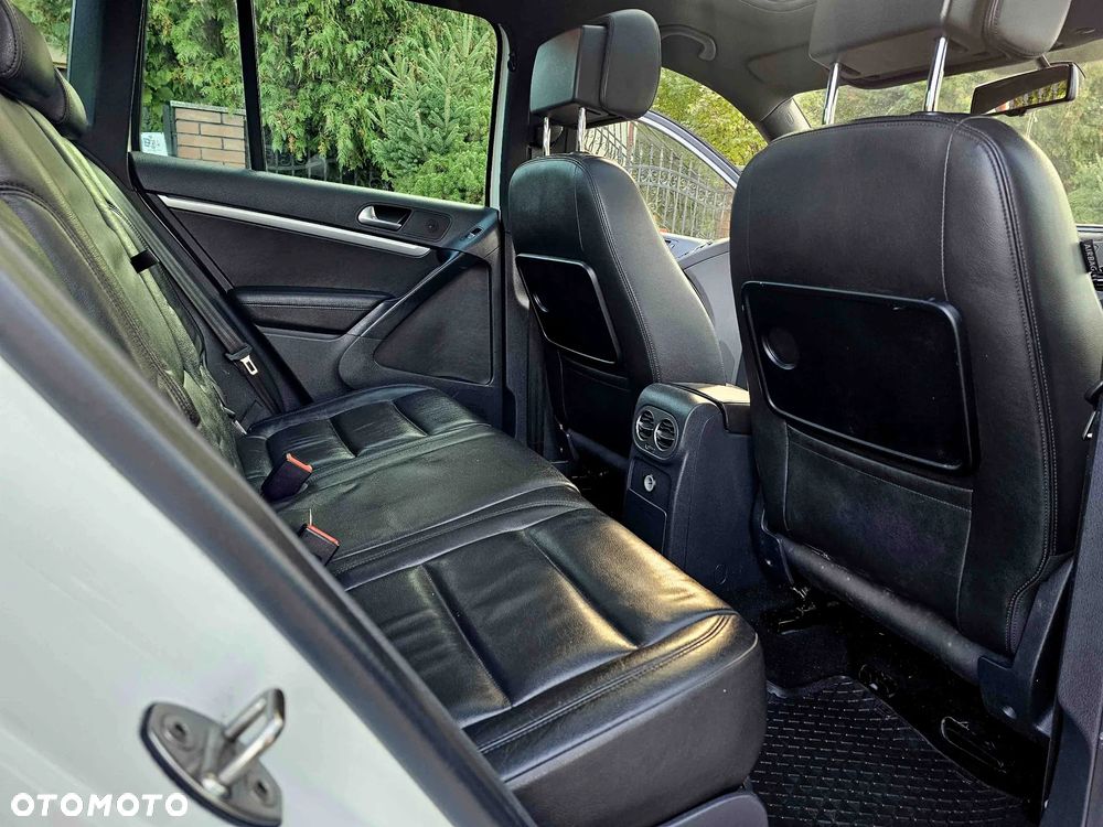 Volkswagen Tiguan 2.0 TDI 4Mot Perfectline R-Style DSG - 19