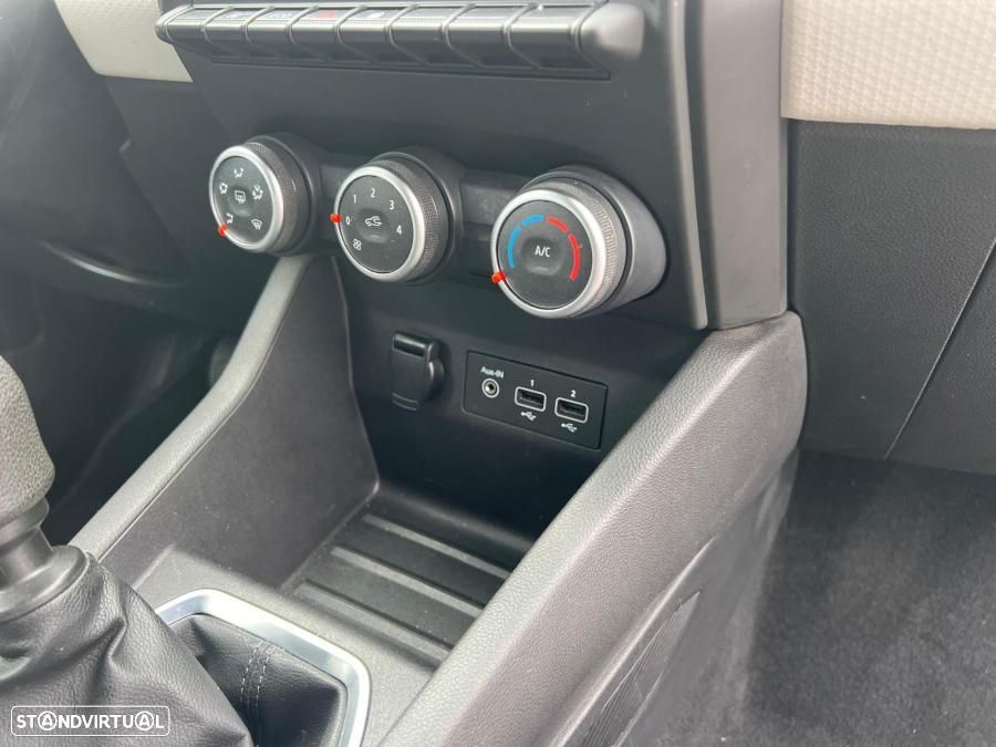 Renault Clio - 6