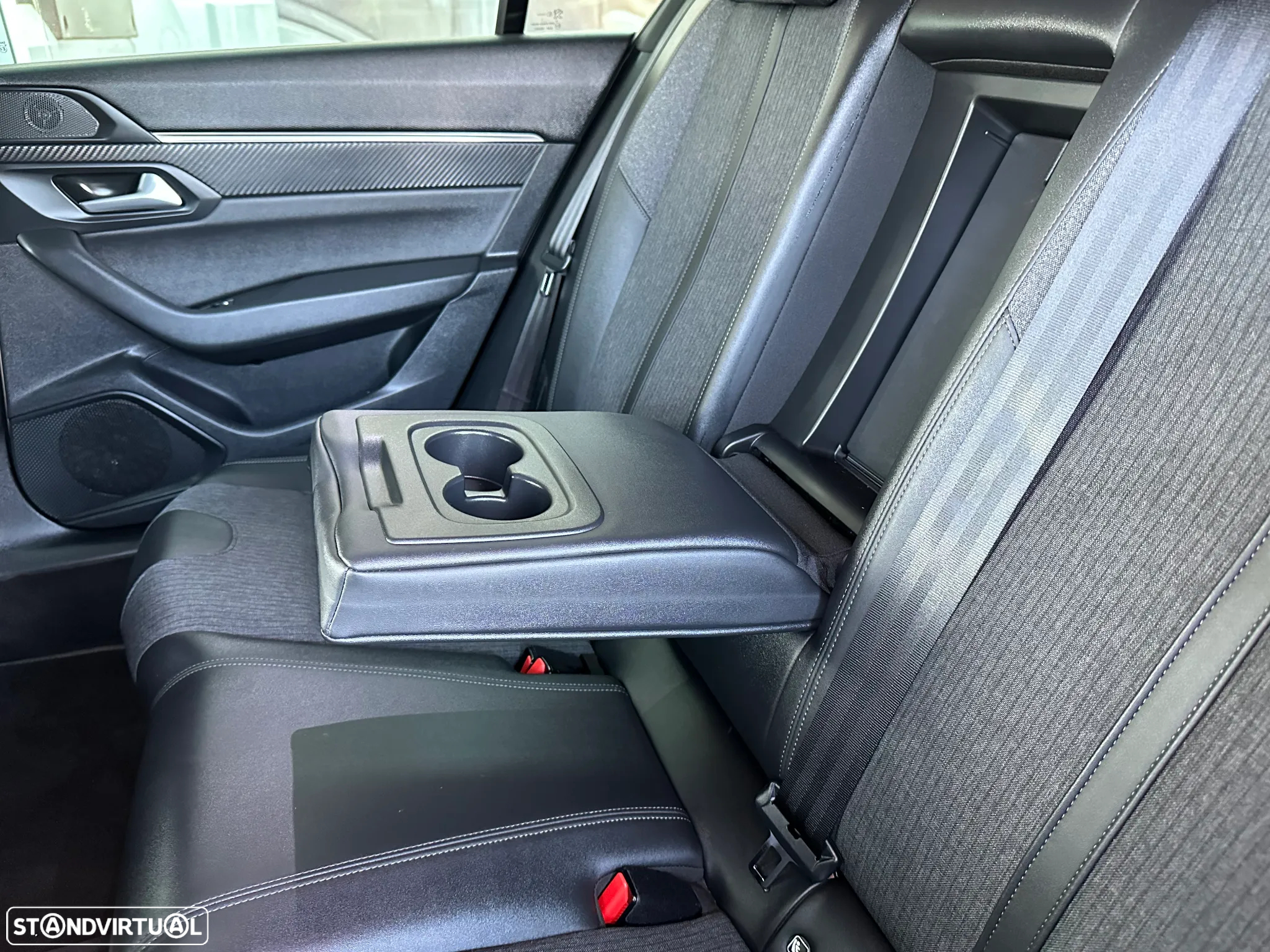 Peugeot 508 SW 1.6 Hybrid Allure Pack e-EAT8 - 46