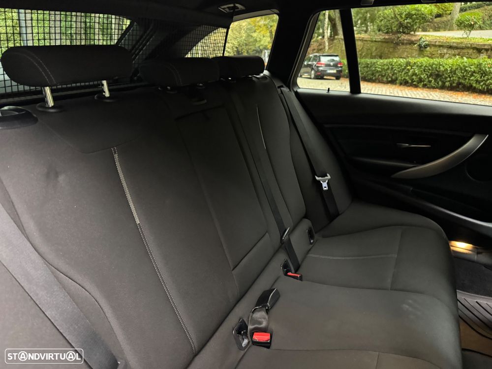 BMW 318 d Line Sport Auto - 14