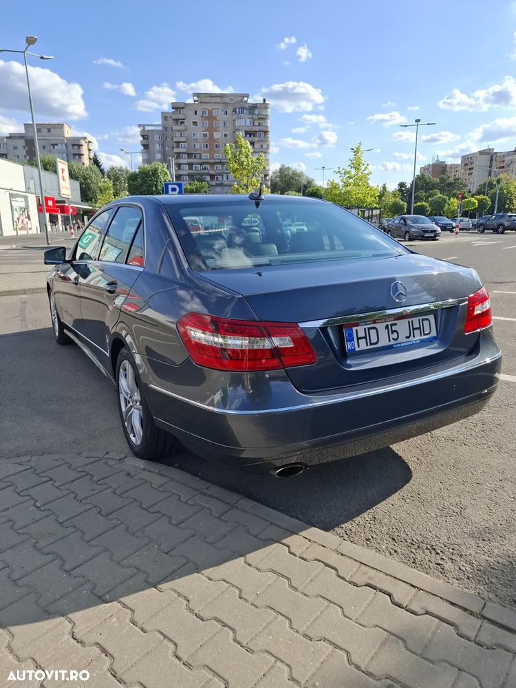 Mercedes-Benz E - 3