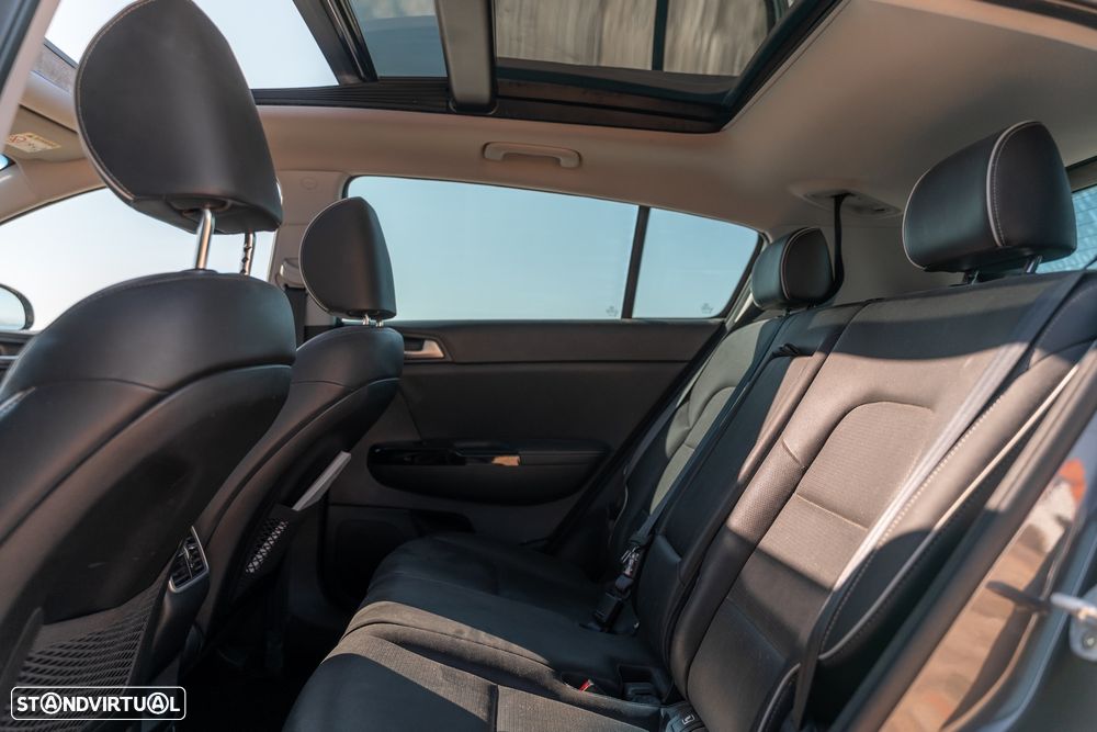 Kia Sportage - 16