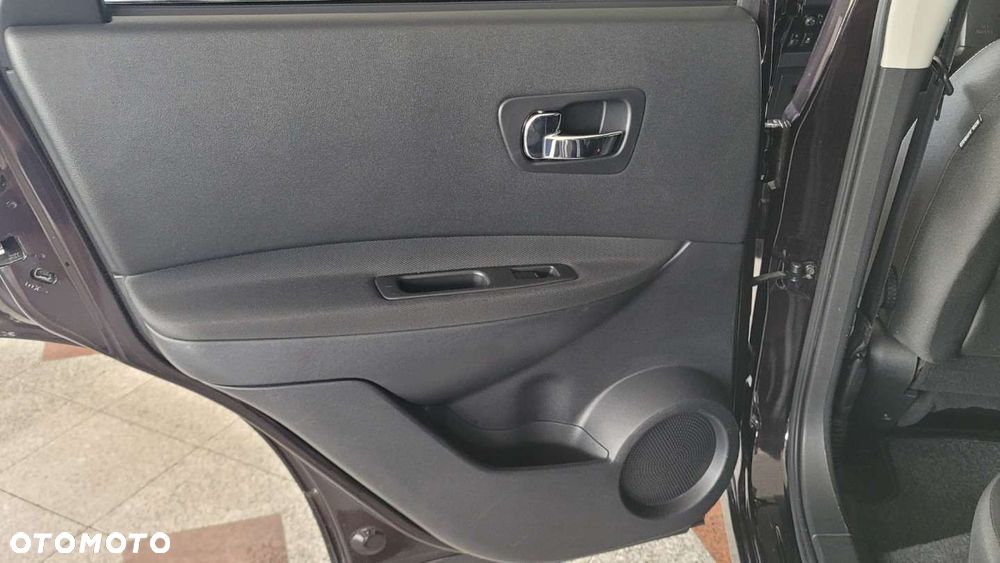 Nissan Qashqai - 23