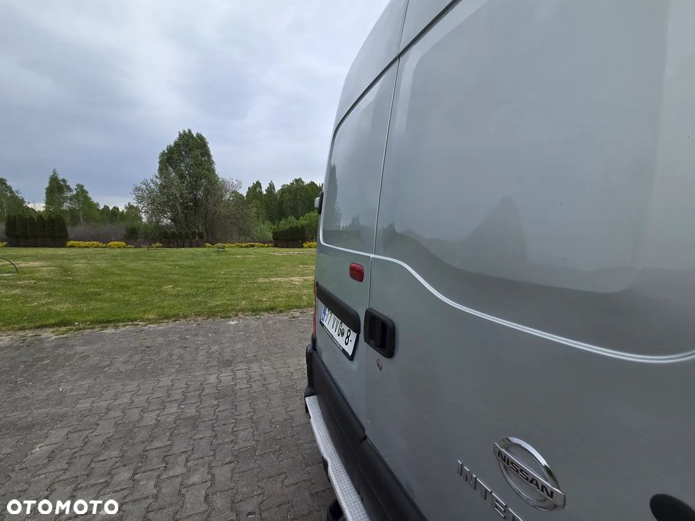 Nissan Interstar - 11