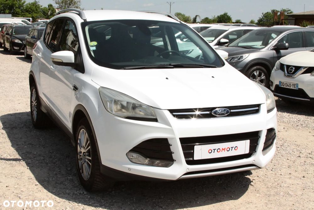 Ford Kuga 2.0 TDCi 2x4 Titanium - 3