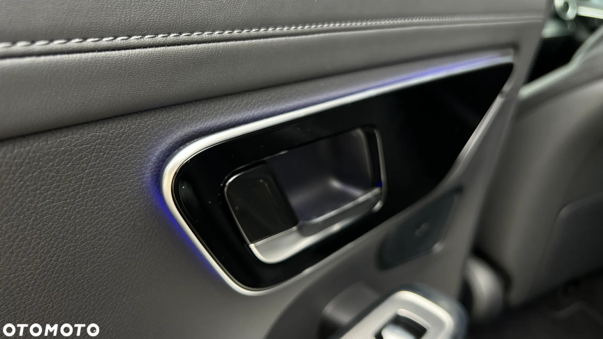 Mercedes-Benz GLC 300 e 4-Matic Avantgarde - 28