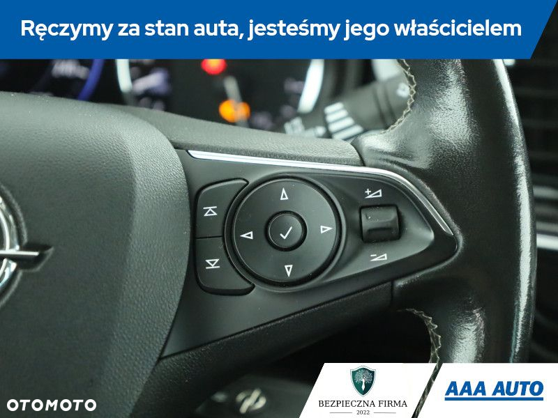 Opel Insignia - 16