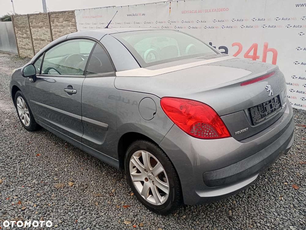 Peugeot 207 CC - 5