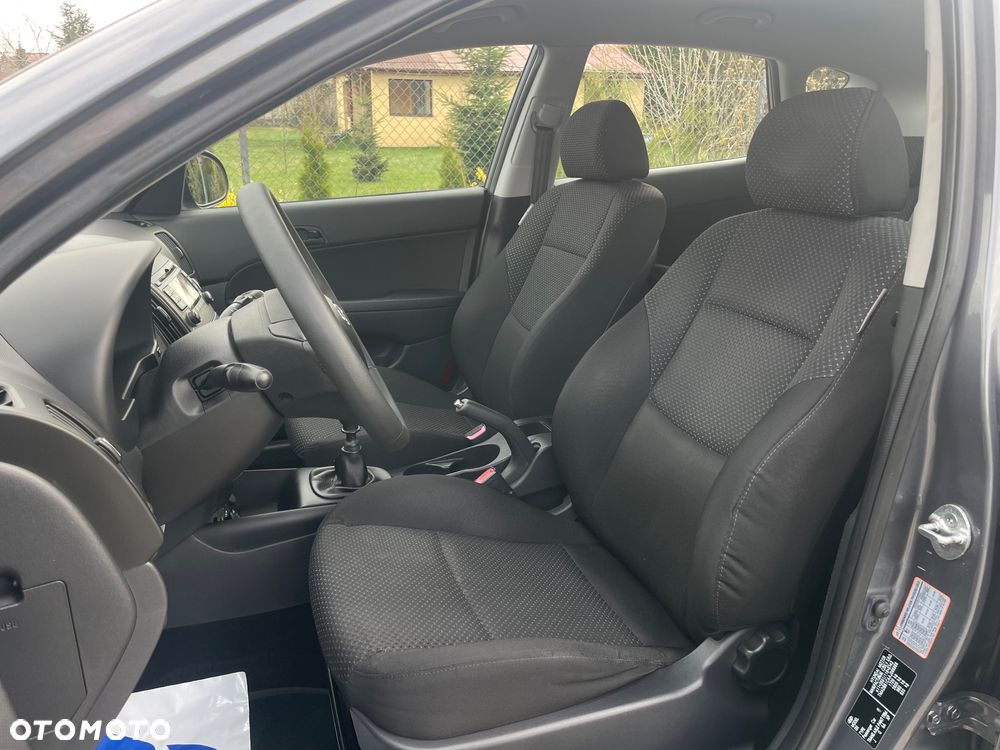 Hyundai i30 1.4 Classic + - 5