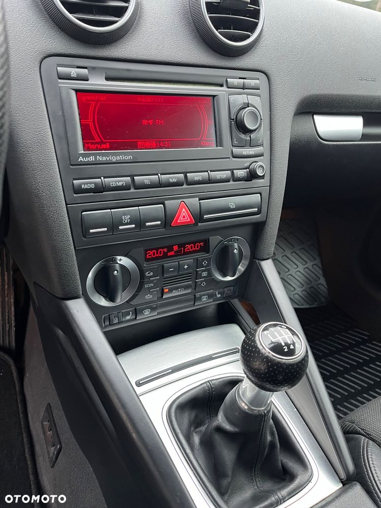 Audi A3 Sportback 2.0 TDI DPF S line Sportpaket plus - 14