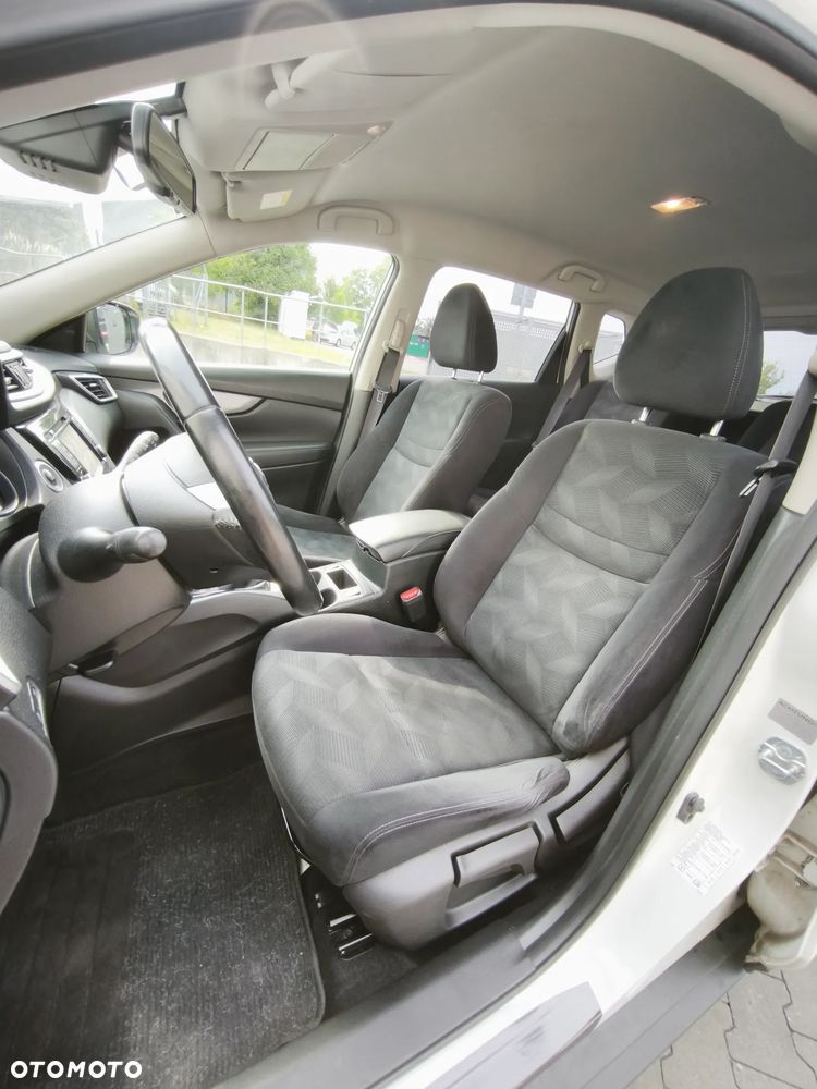 Nissan X-Trail 1.6 DCi N-Connecta 2WD EU6 - 22