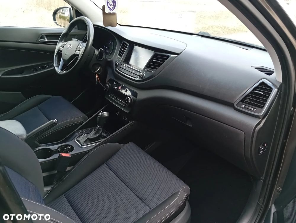 Hyundai Tucson blue 1.7 CRDi 2WD DCT Premium - 10