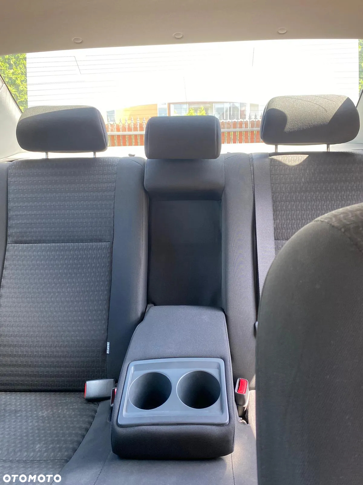 Toyota Corolla 1.6 Active - 9
