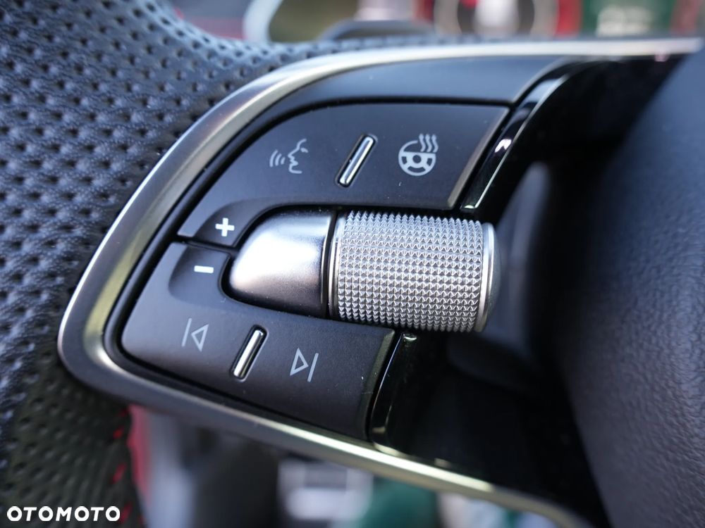 Skoda Octavia 2.0 TSI RS DSG - 23