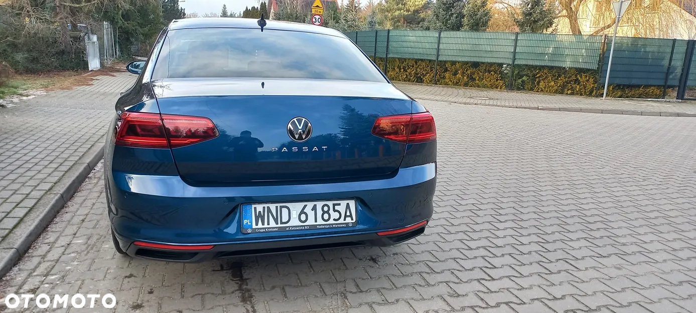 Volkswagen Passat - 6