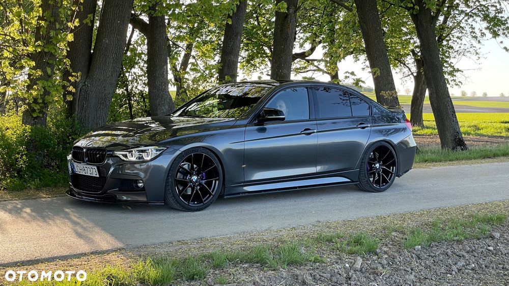BMW Seria 3 330i M Sport - 18