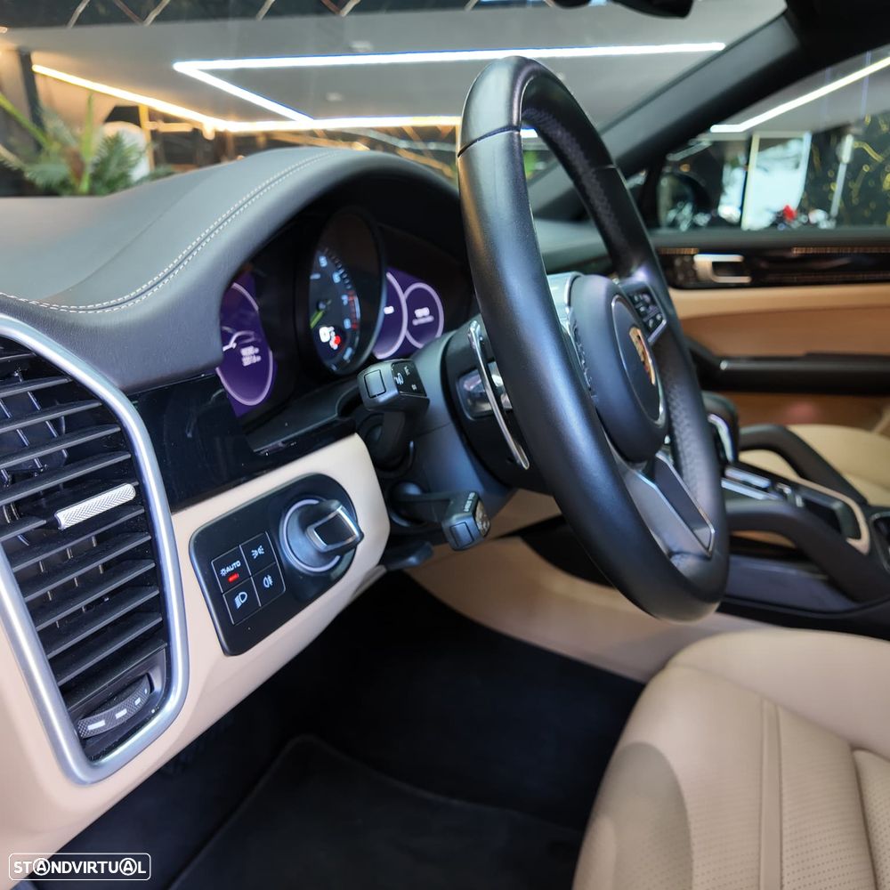 Porsche Cayenne E-Hybrid Platinum Edition - 11