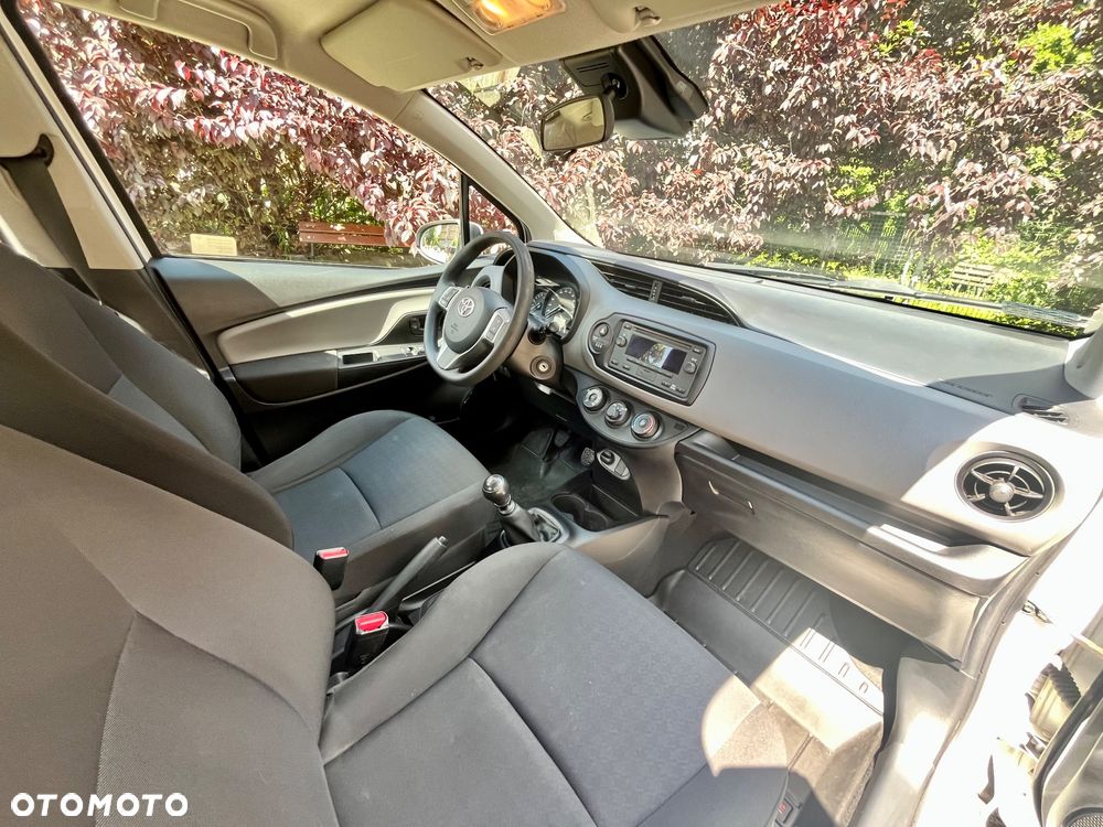 Toyota Yaris 1.5 Active - 25