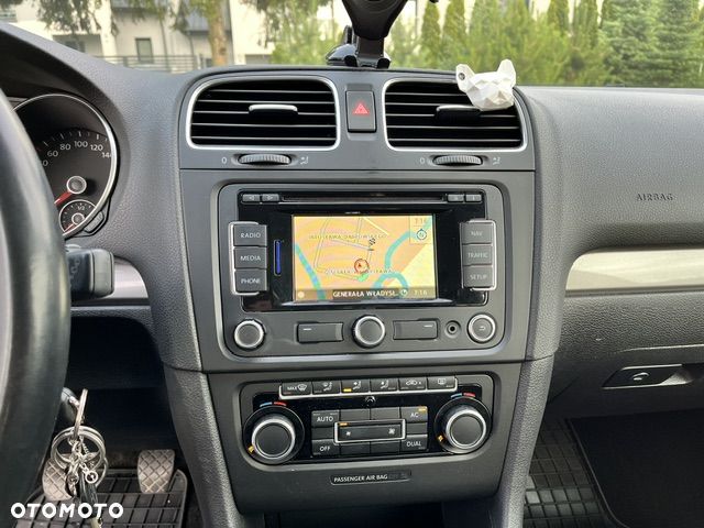 Volkswagen Golf 1.6 TDI BlueMotion Technology Comfortline - 8
