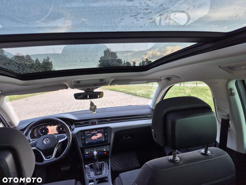 Volkswagen Passat 2.0 TDI Business DSG - 16