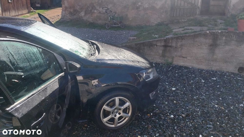 Volkswagen Polo - 3