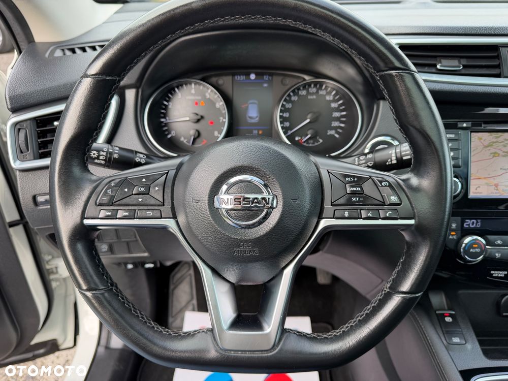 Nissan Qashqai 1.3 DIG-T Tekna - 22