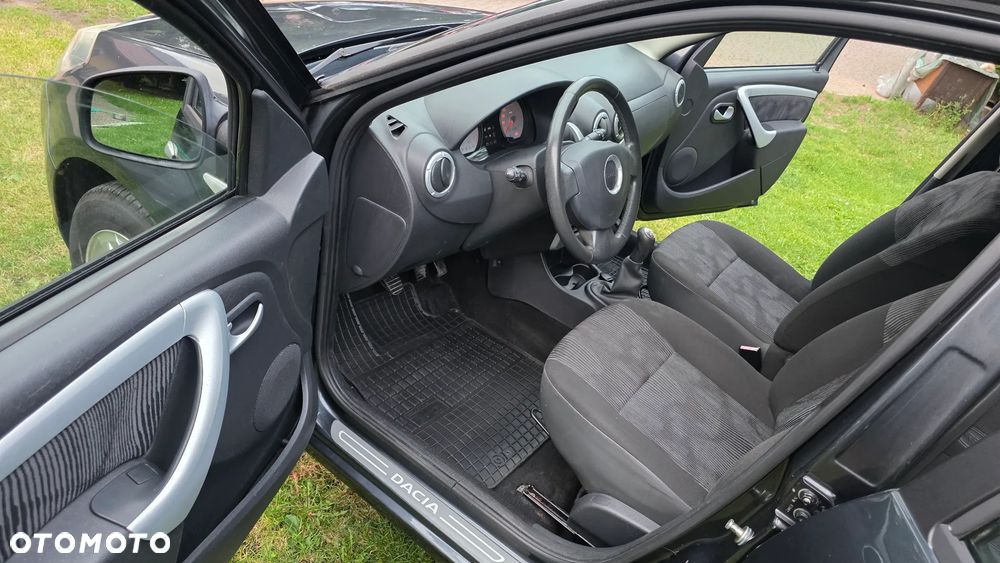 Dacia Sandero 1.6 Laureate - 31