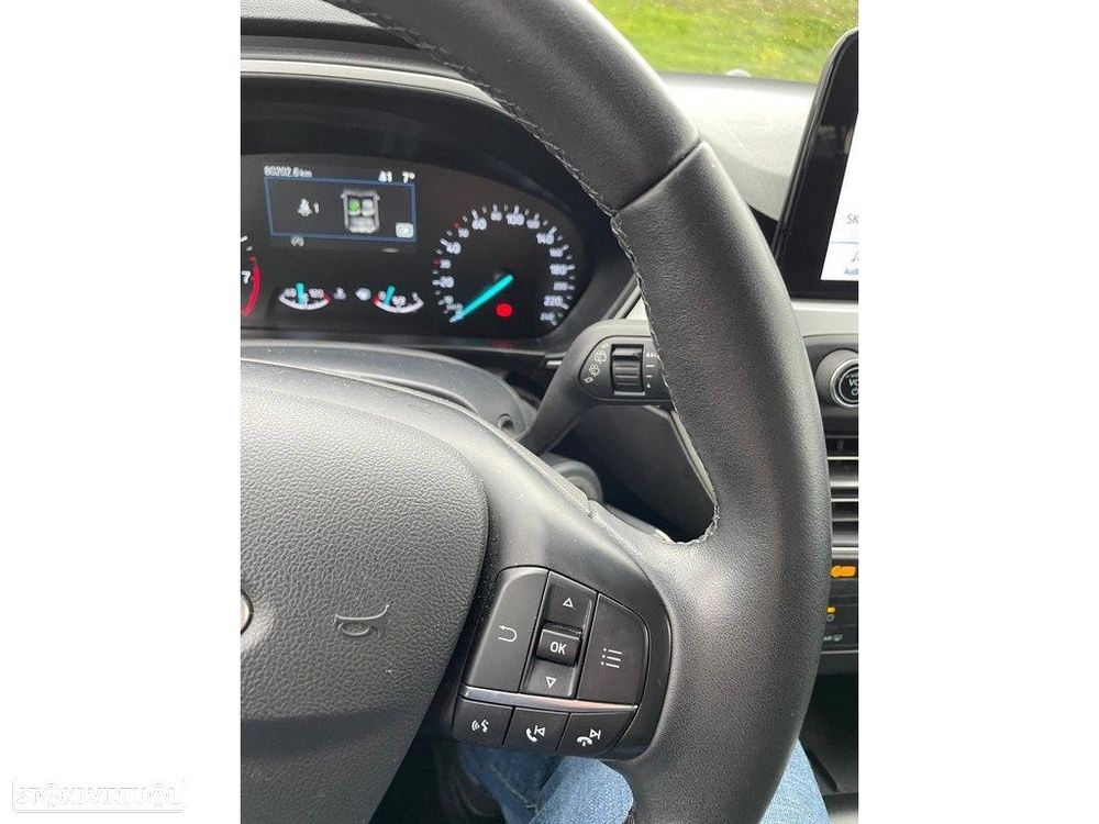 Ford Focus SW 1.0 EcoBoost Active - 13
