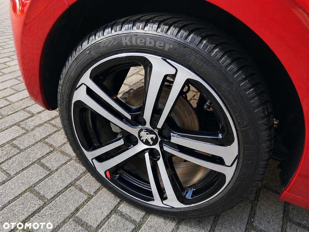 Peugeot 208 BlueHDi 100 GT Pack - 9