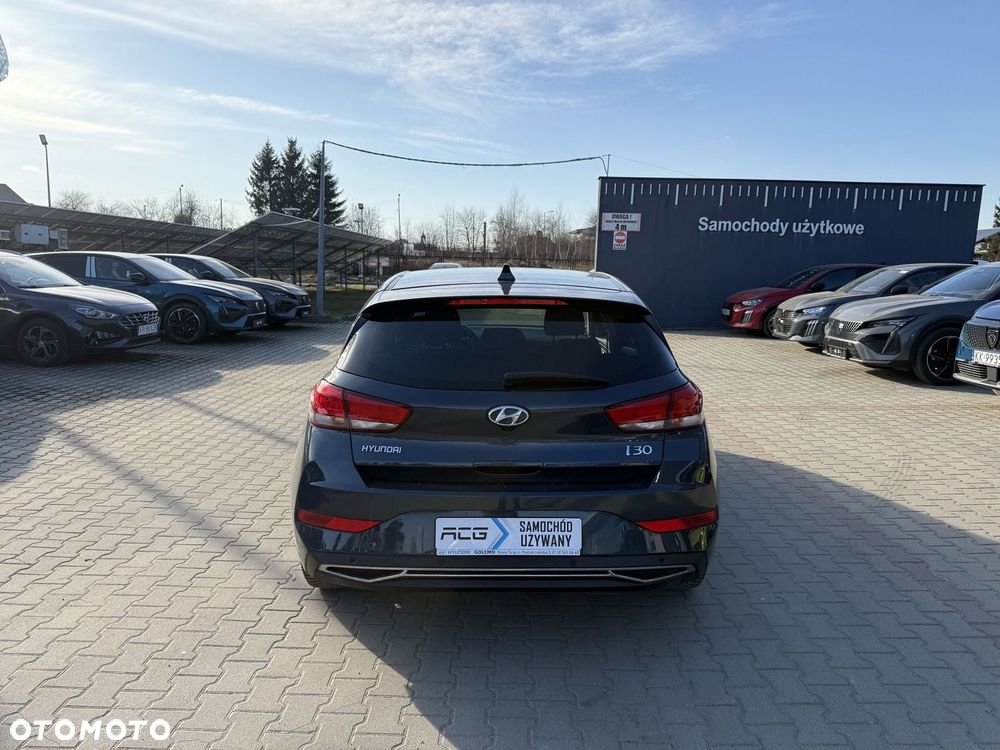 Hyundai i30 1.5 DPI Modern - 6