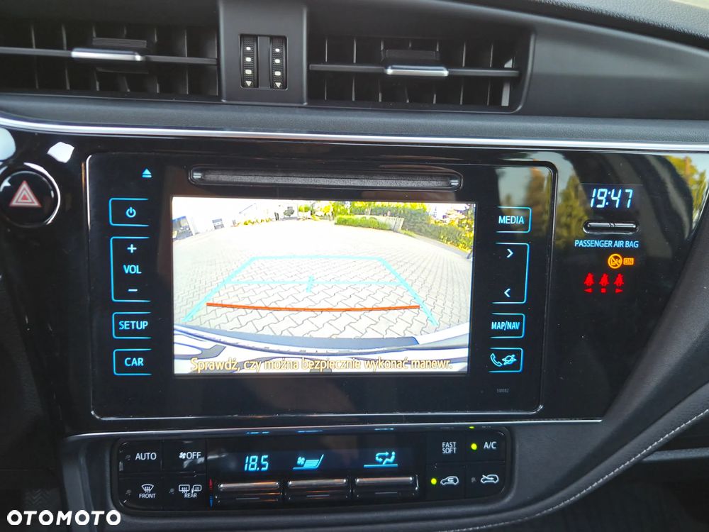 Toyota Auris 1.6 D-4D Edition-S - 10