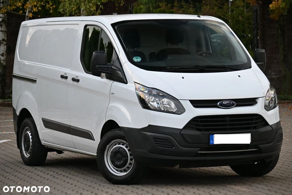 Ford TRANSIT CUSTOM - 9