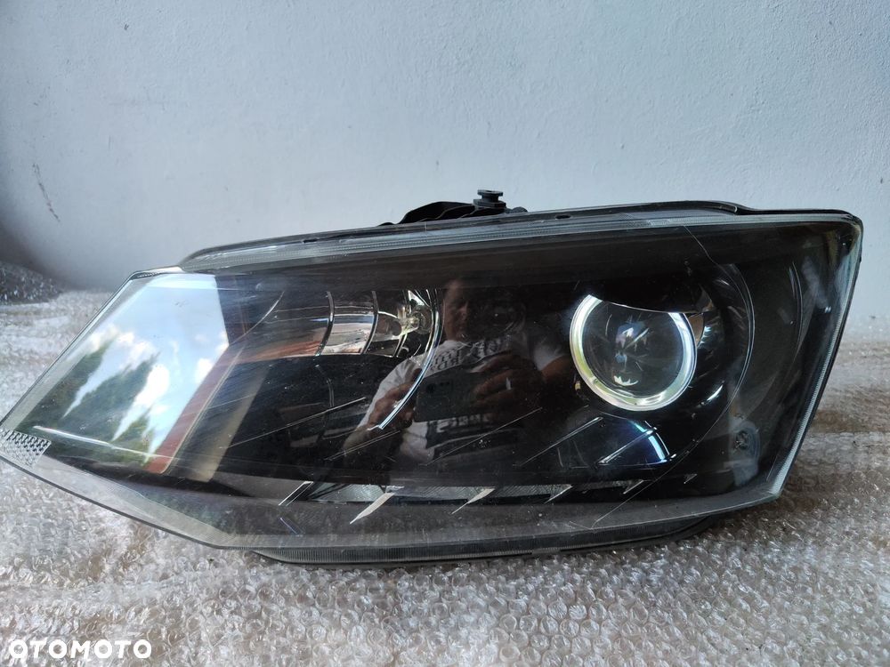 Reflektor Lewy Skoda Fabia 1EL011824-21, Lampa lewa przednia.