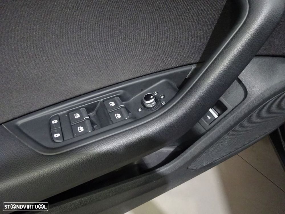 Audi A4 35 TDI S tronic - 9