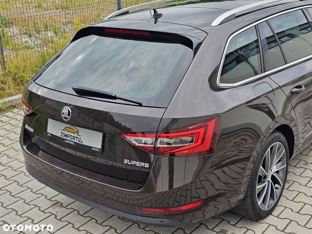 Skoda Superb 2.0 TDI L&K DSG - 8