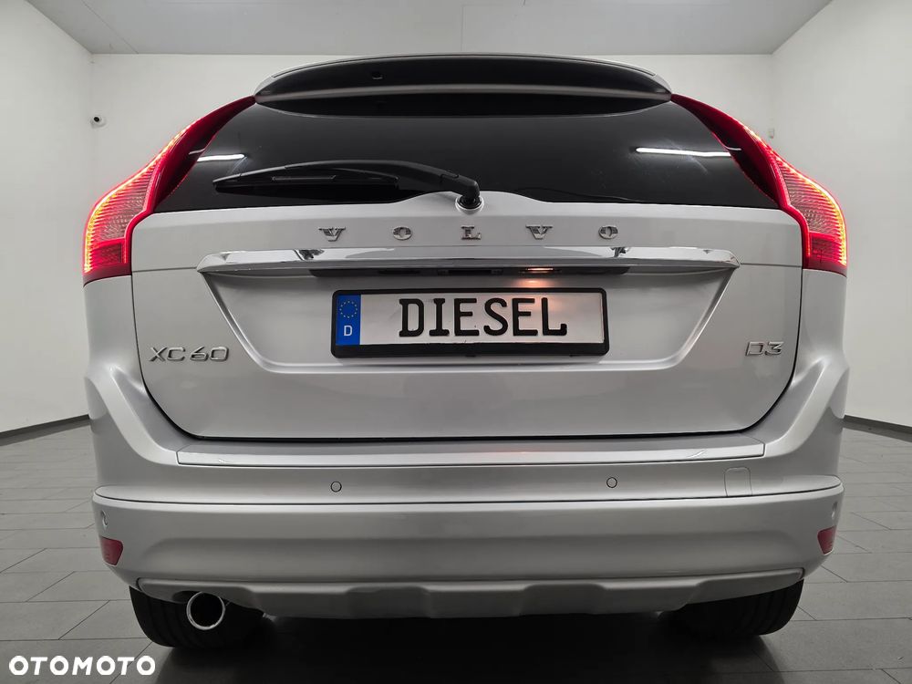 Volvo XC 60 D3 Geartronic Ocean Race - 38