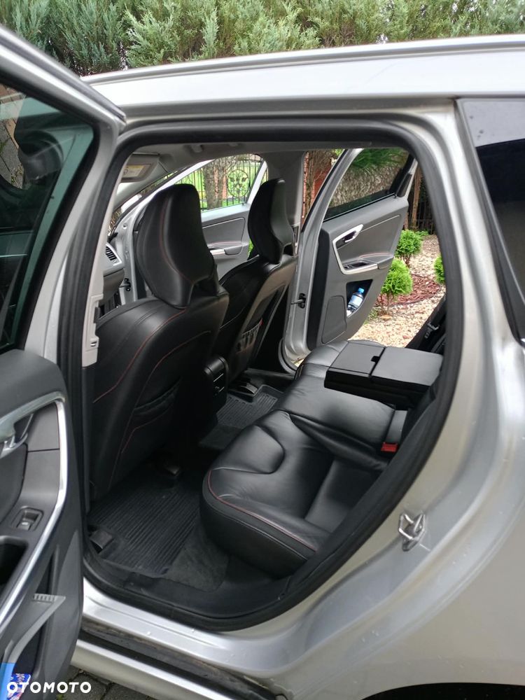 Volvo XC 60 D4 Drive-E Ocean Race - 10
