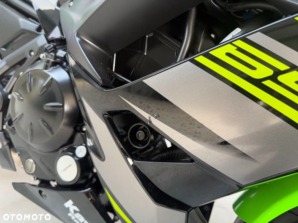 Kawasaki Ninja - 21