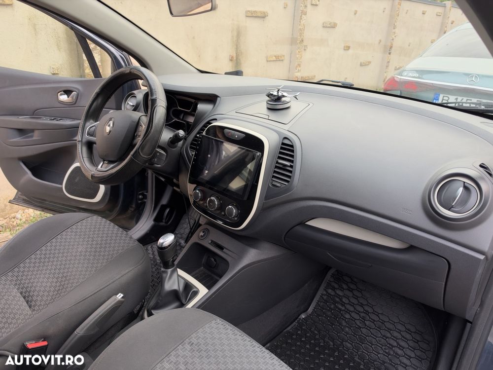 Renault Captur TCe Life Evo - 12