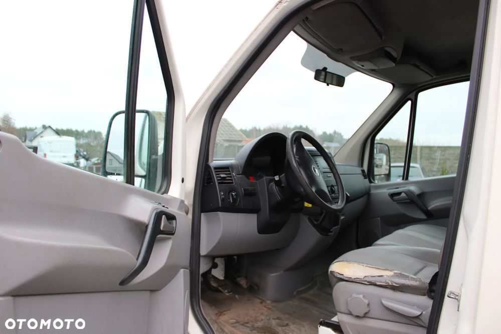 Volkswagen CRAFTER - 15