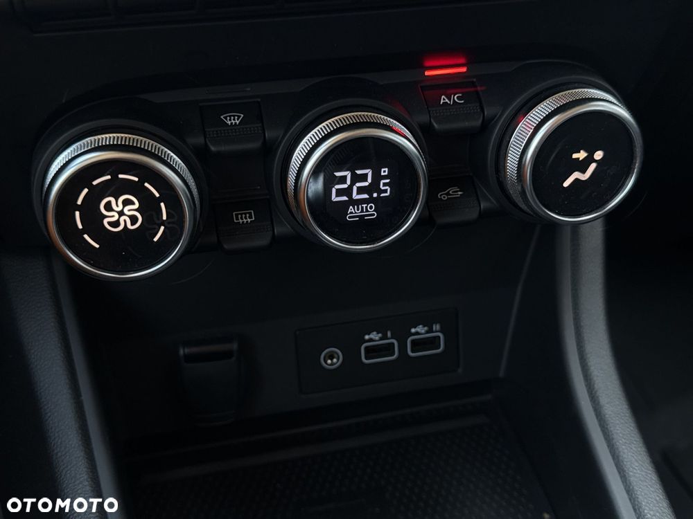 Renault Captur 1.3 TCe mHEV Techno EDC - 36