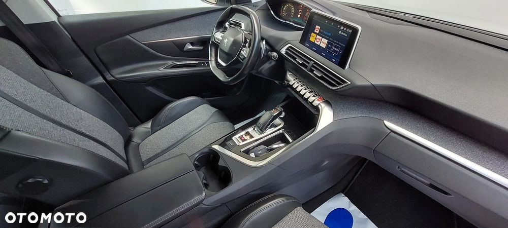 Peugeot 3008 HDi FAP 115 EGS6 Stop&Start Business-Line - 29