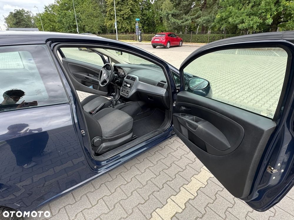 Fiat Punto 1.2 8V - 16