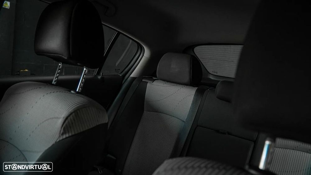 Chevrolet Cruze - 10