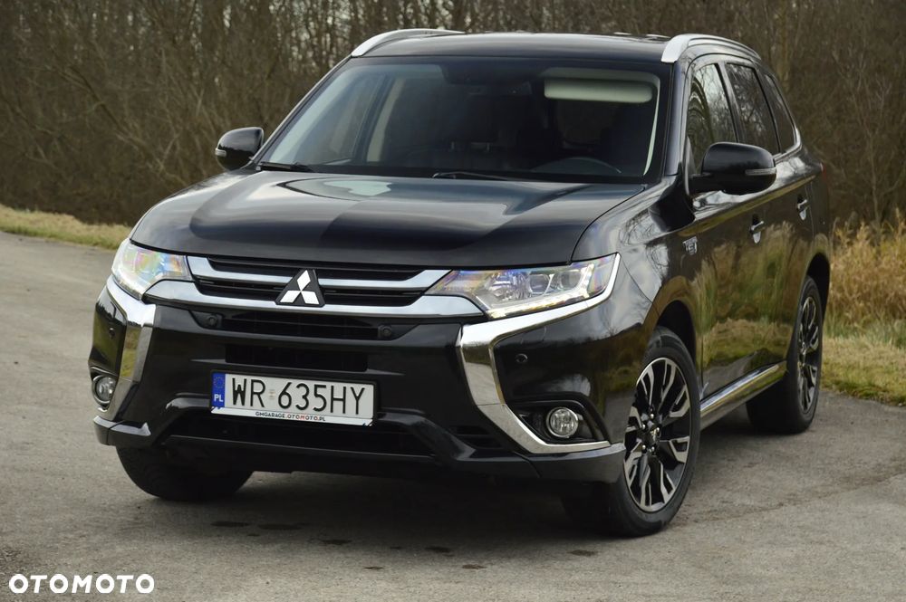 Mitsubishi Outlander 2.0 4WD Top - 2