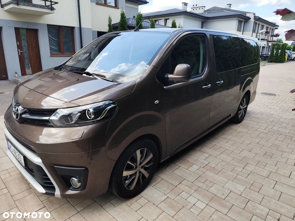 Toyota ProAce Kombi 2.0 D-4D Long 2,8t - 2